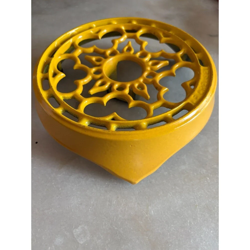 Vintage Le Creuset Yellow Cast Iron Enamel Trivet 8